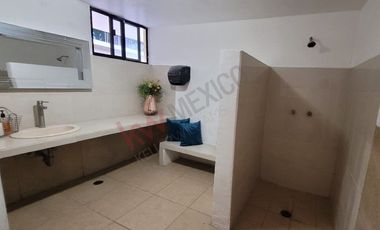 Casa de campo de lujo en Club Náutico | 2,500 m², alberca y totalmente equipada