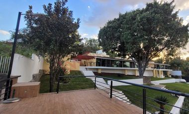 Casa de campo de lujo en Club Náutico | 2,500 m², alberca y totalmente equipada