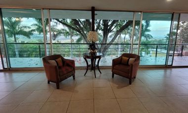 Casa de campo de lujo en Club Náutico | 2,500 m², alberca y totalmente equipada
