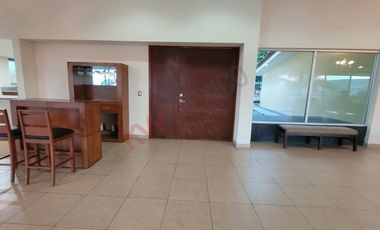 Casa de campo de lujo en Club Náutico | 2,500 m², alberca y totalmente equipada