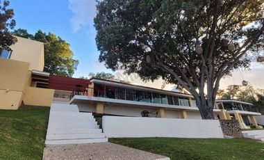 Casa de campo de lujo en Club Náutico | 2,500 m², alberca y totalmente equipada
