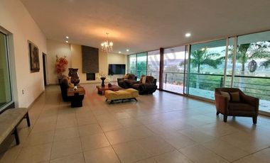 Casa de campo de lujo en Club Náutico | 2,500 m², alberca y totalmente equipada