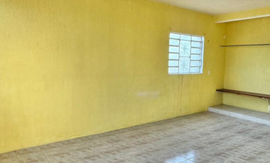 Casa en Venta en Payo Obispo II, a tres  cuadras de plaza de las américas .