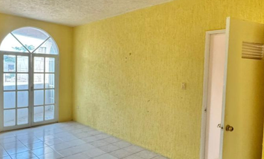 Casa en Venta en Payo Obispo II, a tres  cuadras de plaza de las américas .