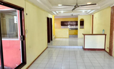 Casa en Venta en Payo Obispo II, a tres  cuadras de plaza de las américas .