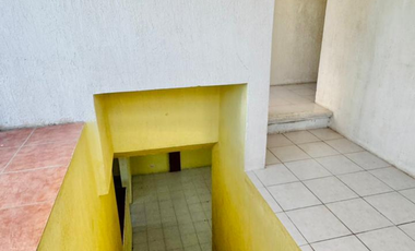 Casa en Venta en Payo Obispo II, a tres  cuadras de plaza de las américas .