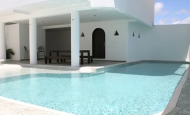 Edificio completo en venta en la Calle 38 y 20, ID2704