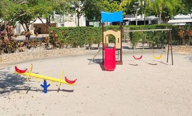 Terreno en venta en Arbórea residencial con amenidades.