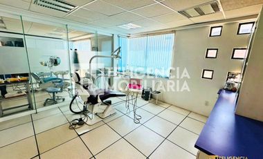 CONSULTORIO DENTAL EQUIPADO EN RENTA UBICADO EN LA TRINIDAD
