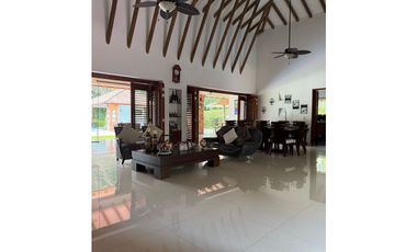 VENTA/ RENTA CASA COND.HACIENDA  LA PRIMAVERA VILLAVICENCIO-META