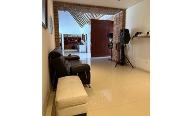 VENTA/ RENTA CASA COND.HACIENDA  LA PRIMAVERA VILLAVICENCIO-META