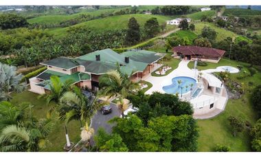 SE VENDE FINCA  CON  CASA CAMPESTRE EN ALTAGRACIA