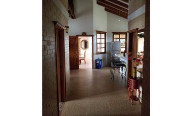 SE VENDE FINCA  CON  CASA CAMPESTRE EN ALTAGRACIA