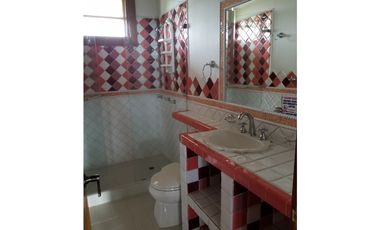 SE VENDE FINCA  CON  CASA CAMPESTRE EN ALTAGRACIA