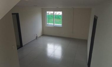RENTA DE CASA EN FRACC. LOS ROBLES METEPEC