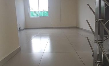 RENTA DE CASA EN FRACC. LOS ROBLES METEPEC