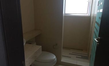 RENTA DE CASA EN FRACC. LOS ROBLES METEPEC