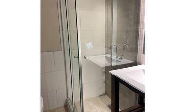 Departamento en dúplex con piscina, cochera, parrilla Pinamar