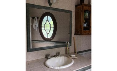 Encantador Chalet en el Grosellar de 4 ambientes