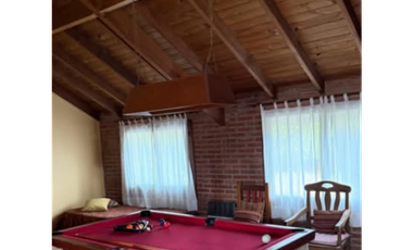 CASA CABAÑA  29 VILLA ALPINA - CARILO -  VENTA