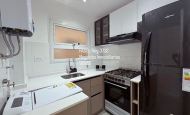 Bolívar y Buenos Aires 2 ambientes al frente Amoblado