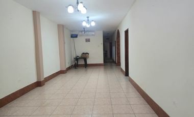 Casa en venta de 6 dormitorios en Manta