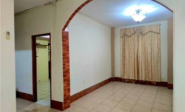 Casa en venta de 6 dormitorios en Manta