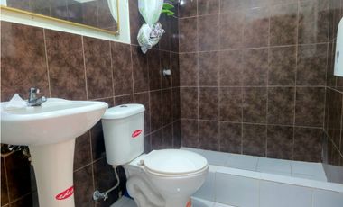 Casa en venta de 6 dormitorios en Manta