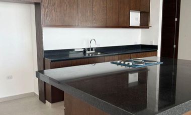 CASA EN VENTA EN PRIVADA XCANATUN, MERIDA.