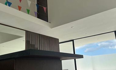 CASA EN VENTA EN PRIVADA XCANATUN, MERIDA.
