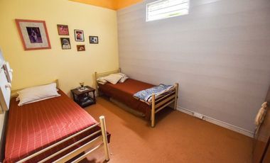 VENTA CASA DOS DORMITORIOS EN RICARDONE. PILETA