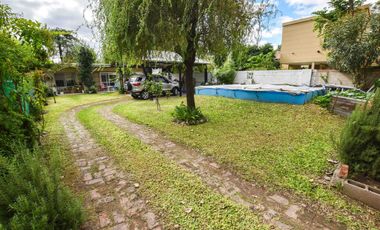 VENTA CASA DOS DORMITORIOS EN RICARDONE. PILETA