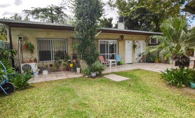 VENTA CASA DOS DORMITORIOS EN RICARDONE. PILETA