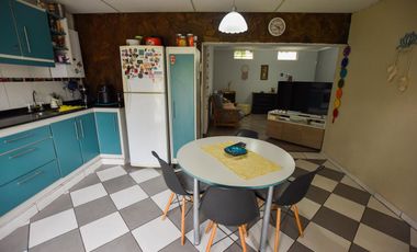 VENTA CASA DOS DORMITORIOS EN RICARDONE. PILETA