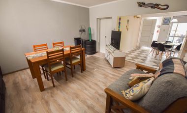 VENTA CASA DOS DORMITORIOS EN RICARDONE. PILETA