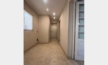 Departamento en Venta Ciudadela / 3 de Febrero (A004 4605)