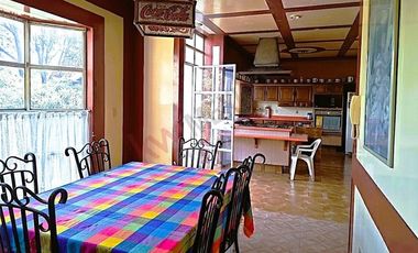 Venta de casa en Jardines en La Montaña ¡Amplia residencia en fraccionamiento con acceso controlado!