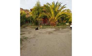 EN VENTA CASA CON AMPLIO TERRENO EN PIRQUE $ 220 MILLONES