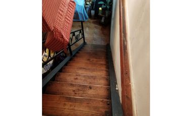 EN VENTA CASA CON AMPLIO TERRENO EN PIRQUE $ 220 MILLONES