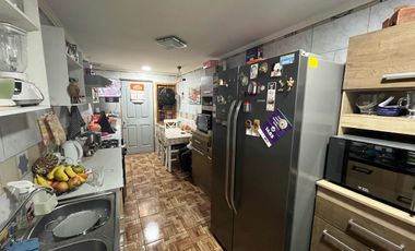 Casa En Venta A Pasos Del Centro De Quilicura