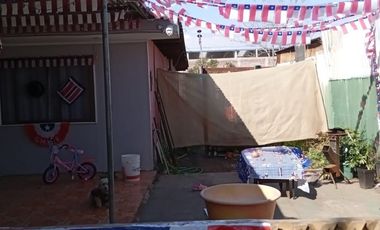 VENTA SITIO CON 3 CASAS QUINTA NORMAL, $ 330 MILLONES