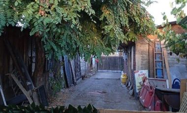 VENTA SITIO CON 3 CASAS QUINTA NORMAL, $ 330 MILLONES