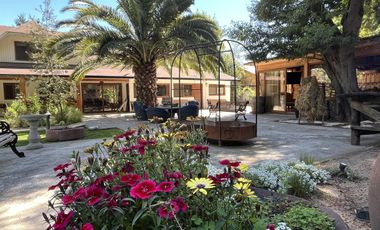 Casa En Venta En Requínoa Con Jardín