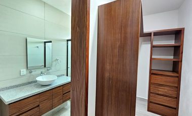 Casa en Renta en Zimalta