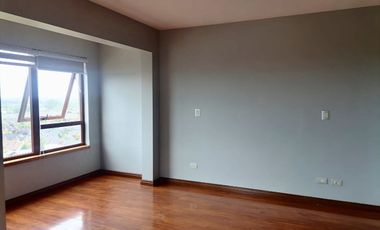 EXCLUSIVO PENTHOUSE EN LOS ÁNGELES, 300 M2 TOTALES!!!!