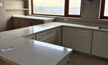 EXCLUSIVO PENTHOUSE EN LOS ÁNGELES, 300 M2 TOTALES!!!!