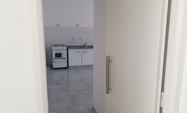 Departamento De Dos Ambientes En Piñeyro