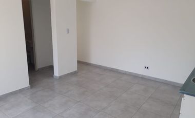 Departamento De Dos Ambientes En Piñeyro