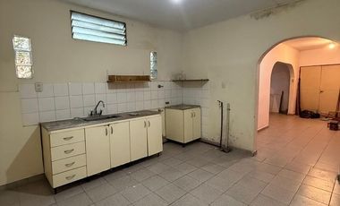 Casa PH de 3 amb. en 2 plantas con 2 baños y terraza. V.Alsina.LANUSO.EN VENTA. APTO CREDITO