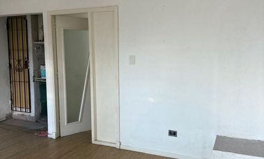 Casa PH de 3 amb. en 2 plantas con 2 baños y terraza. V.Alsina.LANUSO.EN VENTA. APTO CREDITO